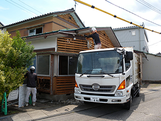 外装材等の撤去